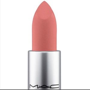 Host Pick 🎉 MAC Powder Kiss Lipstick-Mull It Over-New in Box